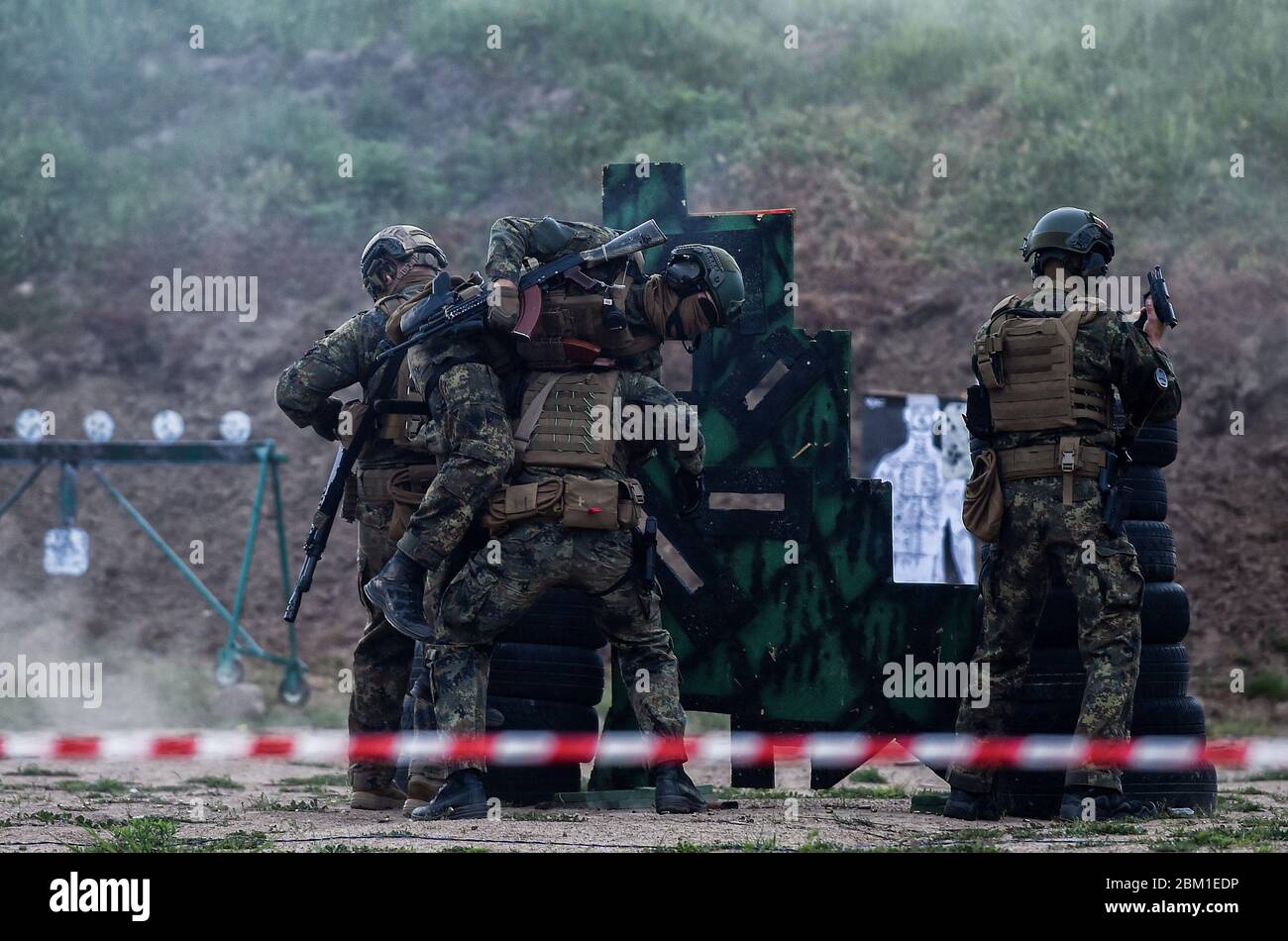 Disarming techniques hi-res stock photography and images - Alamy