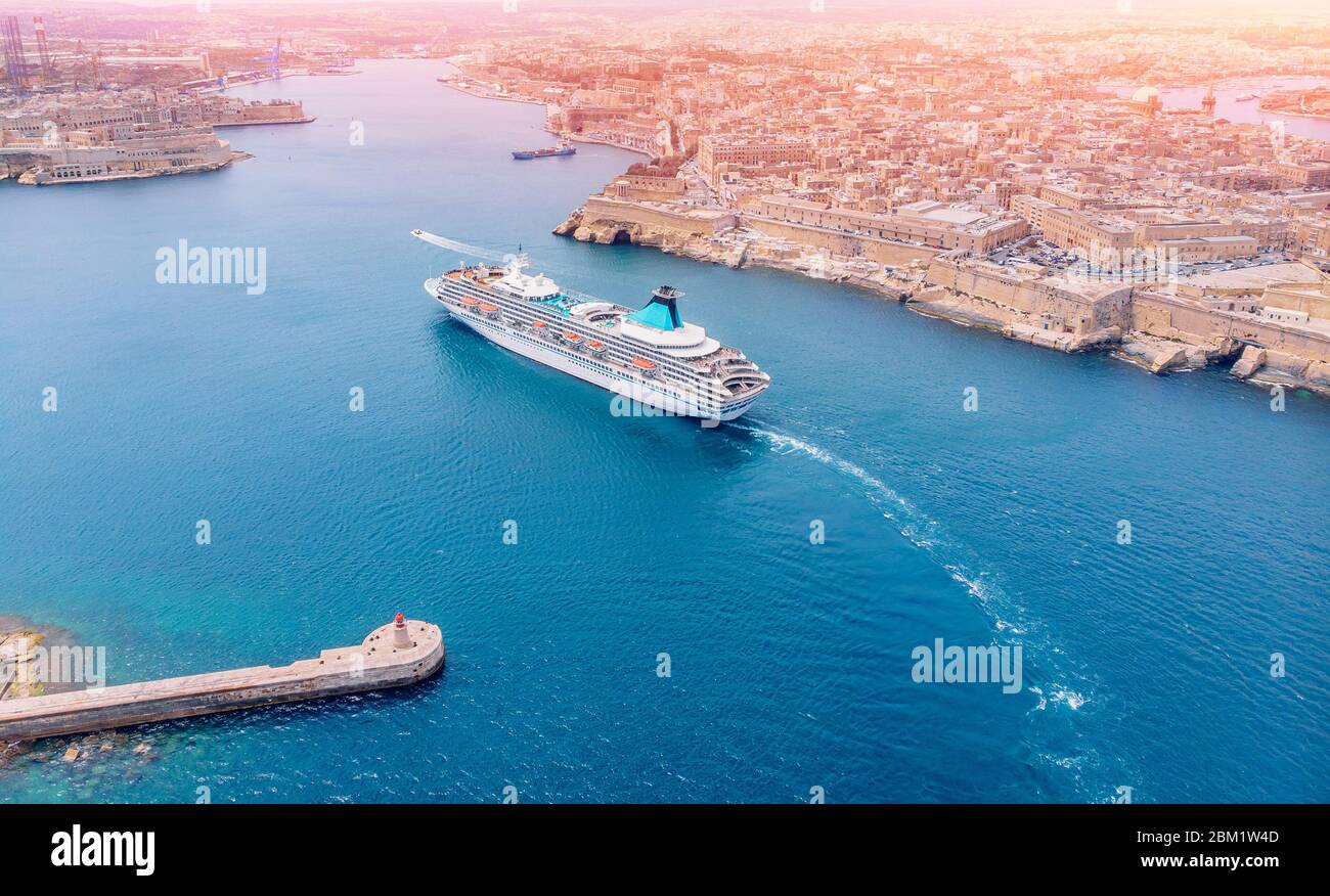 Valetta Cruise Ship High Resolution Stock Photography And Images Alamy