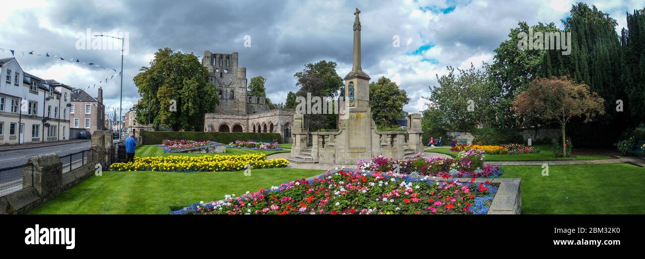 Remains of Kelso Abbey and War Memorial Stock Photo
