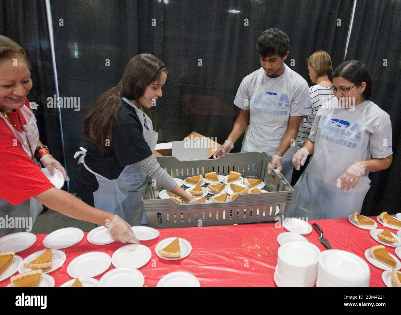 Where to get free thanksgiving dinner