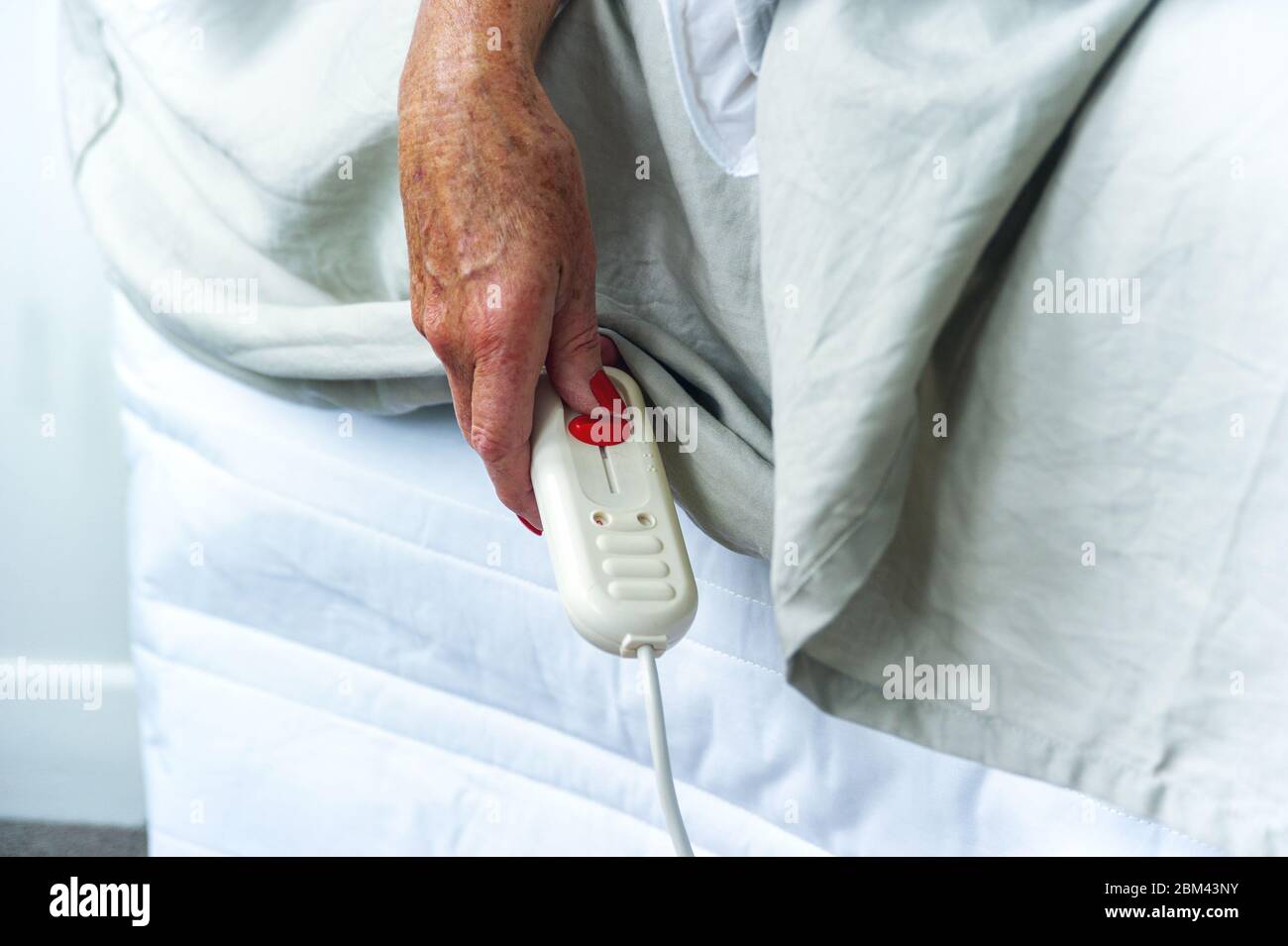 Electric Blanket High Resolution Stock Photography And Images Alamy