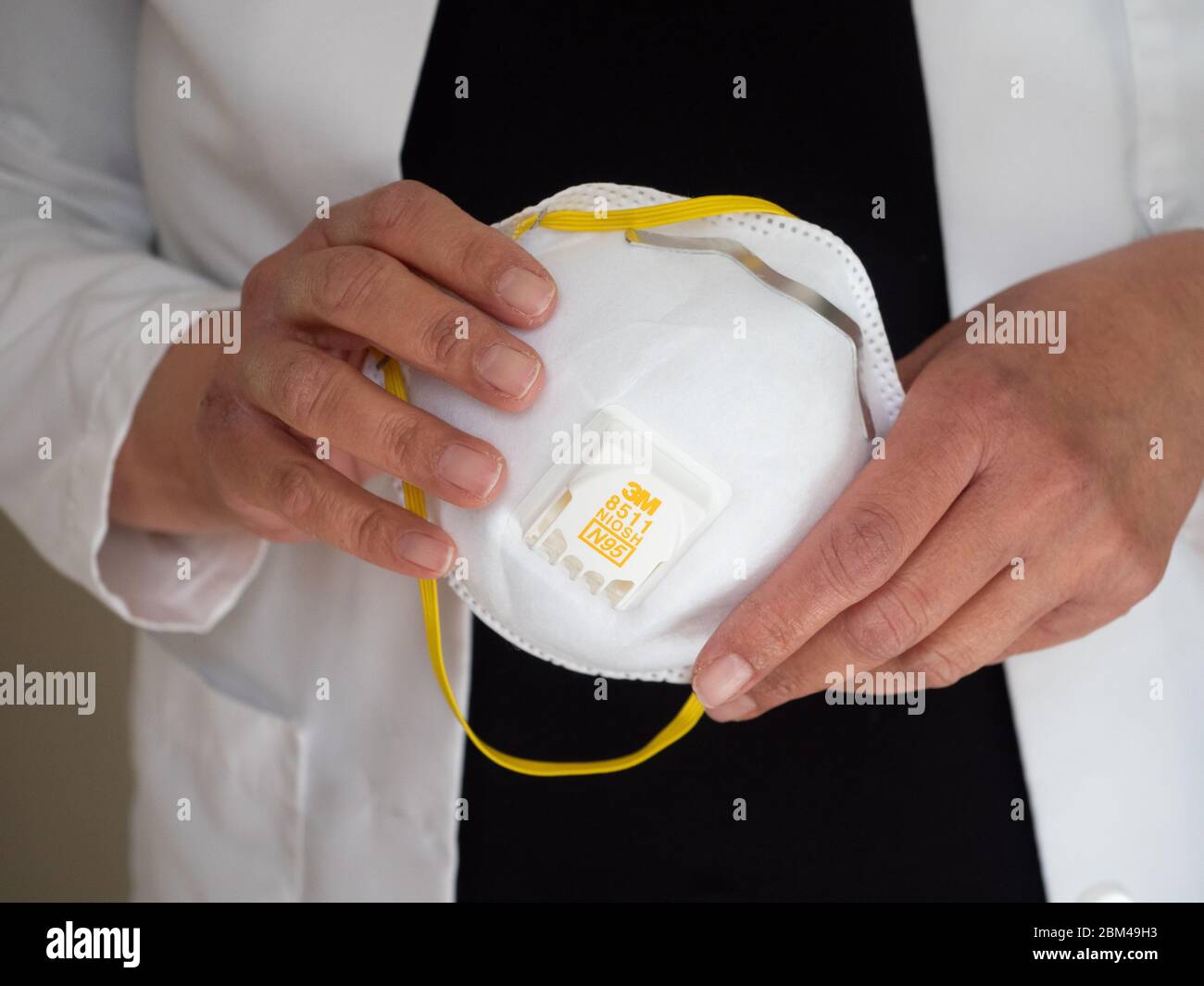 3m Mask High Resolution Stock Photography and Images - Alamy