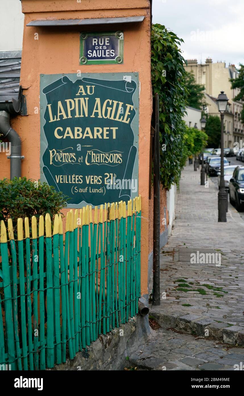 The famous Au Lapin Agile,The Agile Rabbit cabaret night club in Montmartre.Paris.France Stock Photo