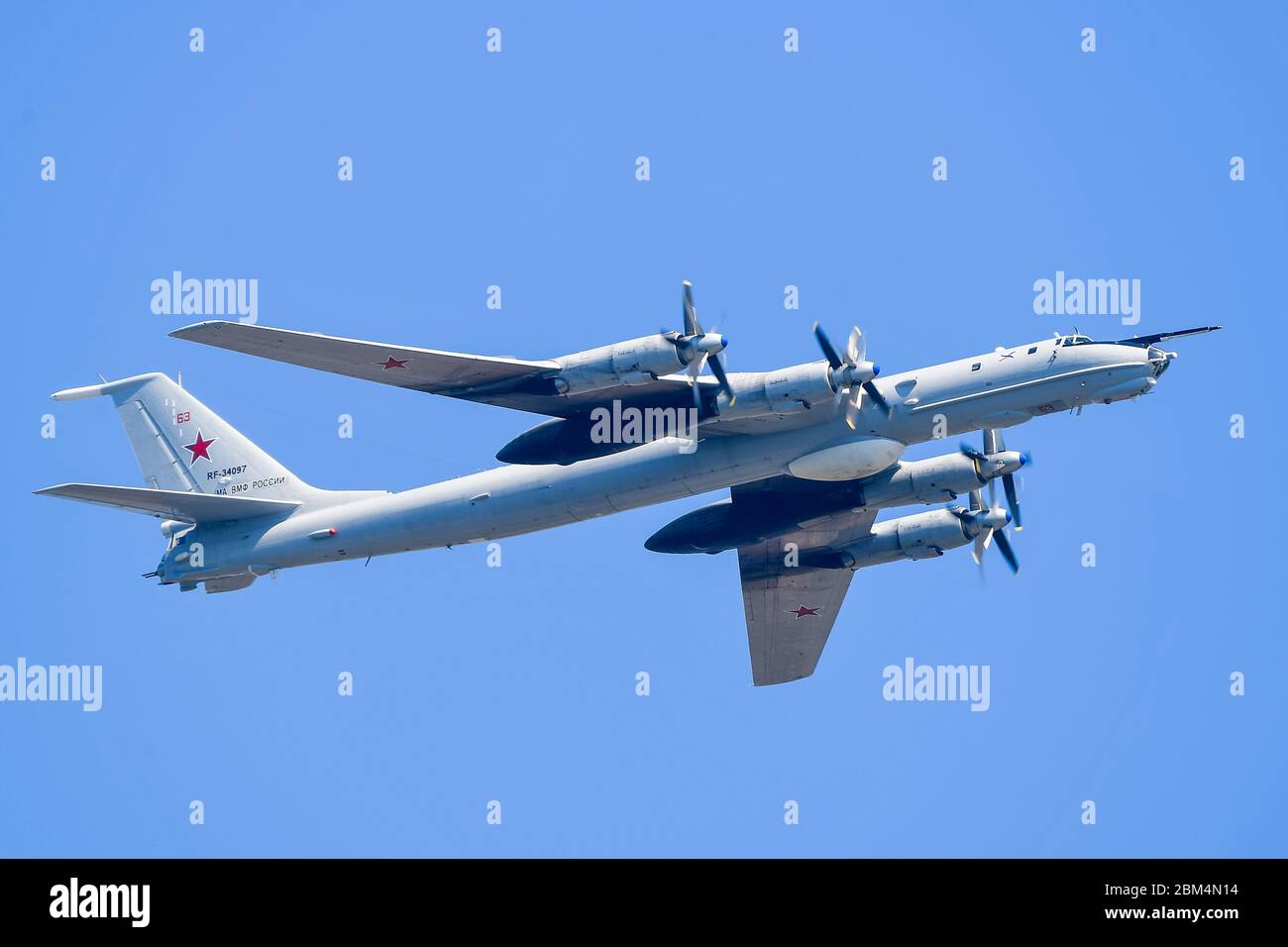 Tu 142 High Resolution Stock Photography And Images Alamy