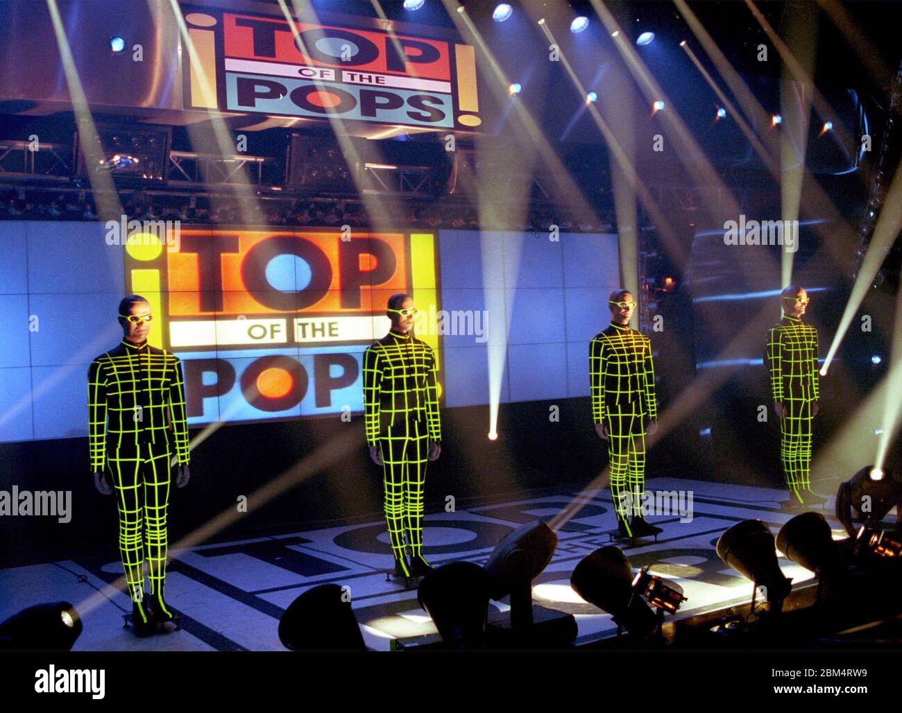 The legendary band 'Kraftwerk' appears on January 13th, 2000 in Hamburg during the recording of the RTL music show 'Top of the Pops', which will be broadcast on January 15th at 5.45pm. After years of total TV abstinence, the quartet dawith is working on a music show with for the first time. Techno's forefather's latest single, 'Expo 2000', ranks 49th this week on the charts. Most recently, Kraftwerk appeared on the program 'Mensch Meier' in 1991. In 1971 she made her last appearance on a music program in the 'Beat Club'. ATTENTION: Reprint only with photo credit: Peter Boettcher/EMI! | usage Stock Photo