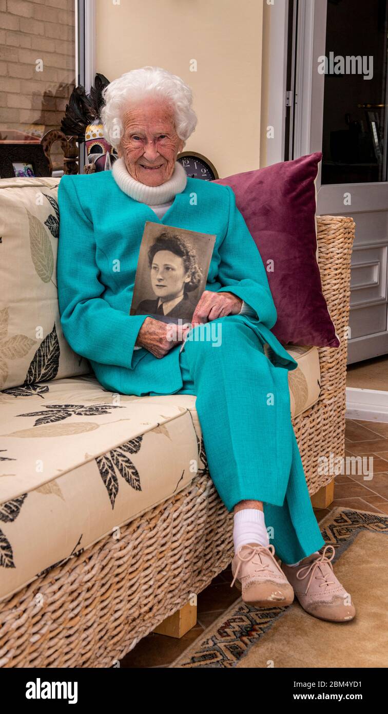 Harrogate, North Yorkshire, UK, 5th May 2020. Veteran Mary Bruce Hanson Todd, known as Molly, who will turn 101 in a few weeks and is originally from Sunderland, was a Leading Aircraft Woman in the Women's Royal Air Force based at RAF Lyneham in Wiltshire where she was a Physical Training Instructor and Tailor. Molly decided to join the Air Force in the hope of being posted together with her newlywed husband. Unfortunately, that didn't happen and Billy was sent overseas. His ship was torpedoed and Molly didn't receive any news for six harrowing months. He survived and they lived a happy long l Stock Photo