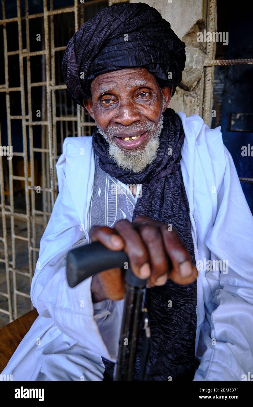 An old man with white beard hi-res stock photography and images - Alamy