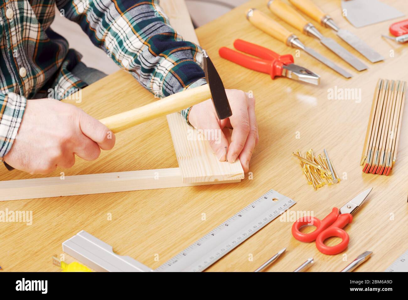 Carpenters nail hires stock photography and images Alamy
