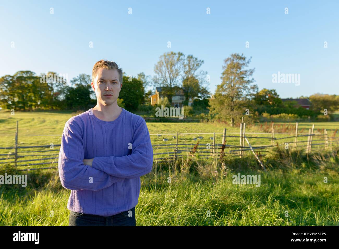 Handsome man in nature hi-res stock photography and images - Alamy