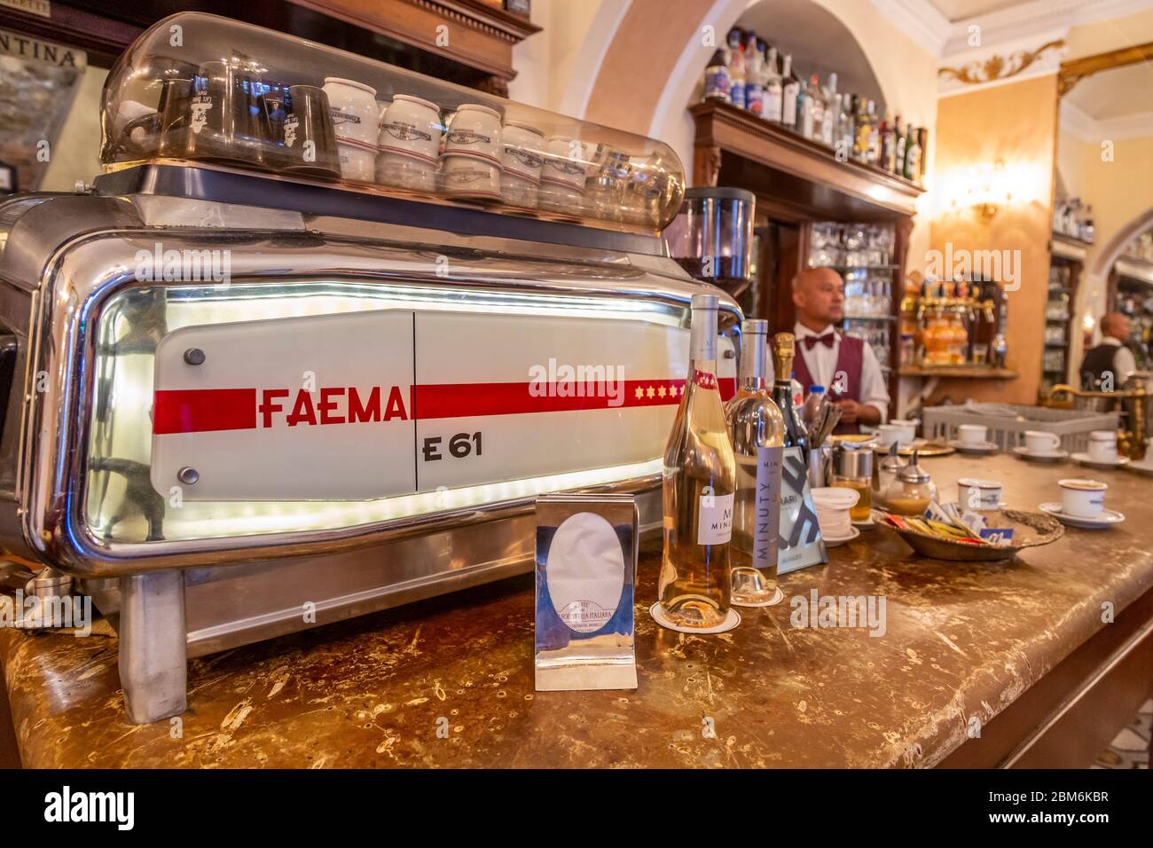 Faema E61 Siebträgermaschine, Caffee Fiaschetteria Italiana, Montalcino, Toskana, Italien Stock Photo