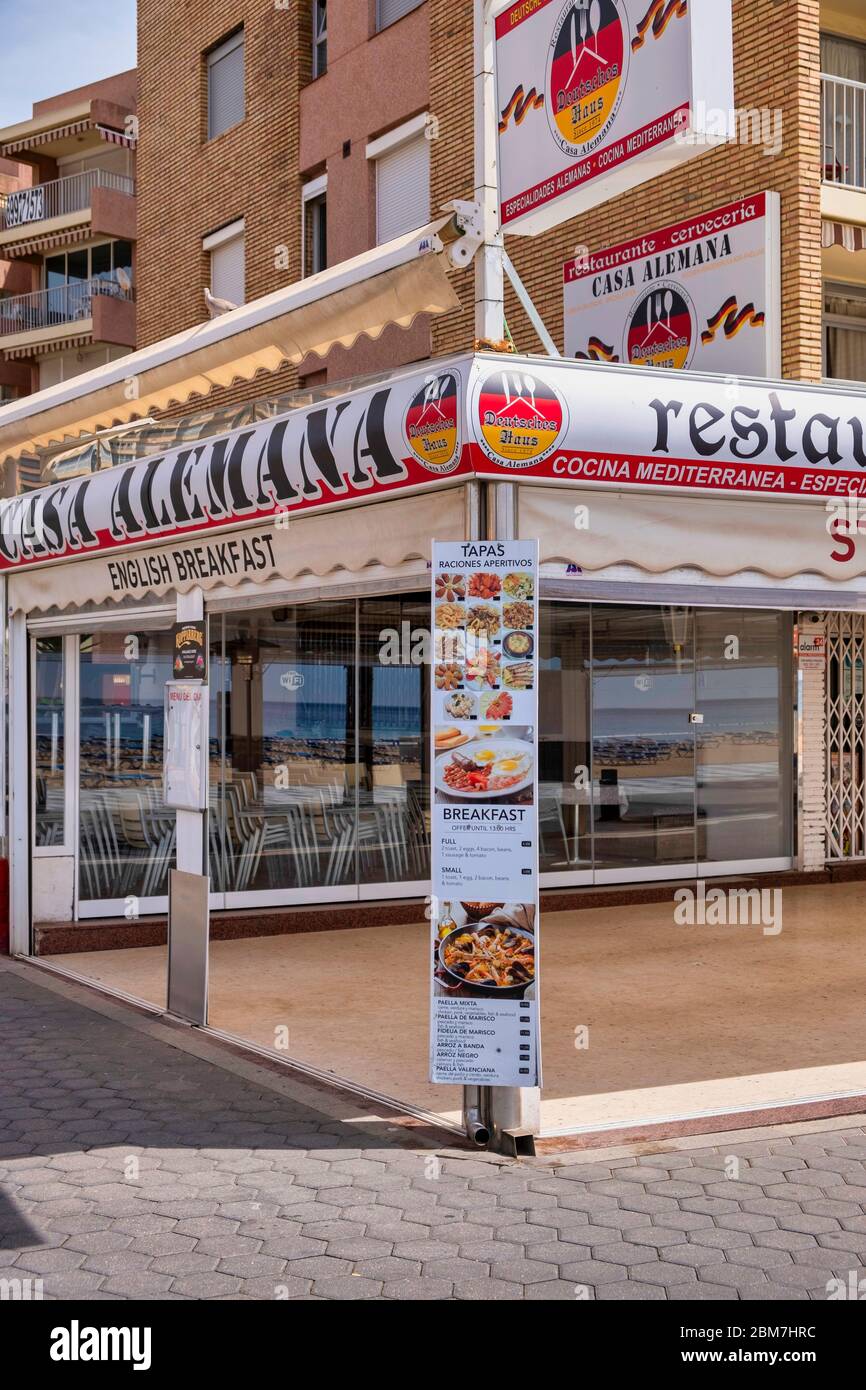 Benidorm Alicante Spain 4 5 2020 Corona Crisis Closed German Restaurant Casa Alemana On Beach Promenade Stock Photo Alamy