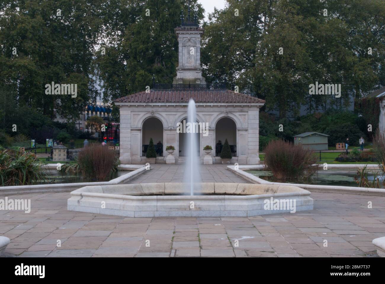 Water Garden Landscape Architecture Traditional Classical Classic