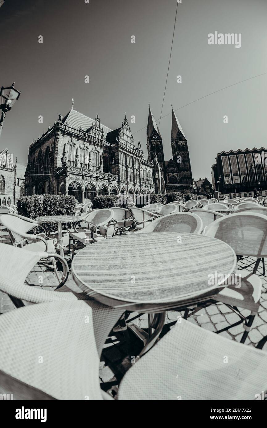 Empty marketplace hi-res stock photography and images - Alamy