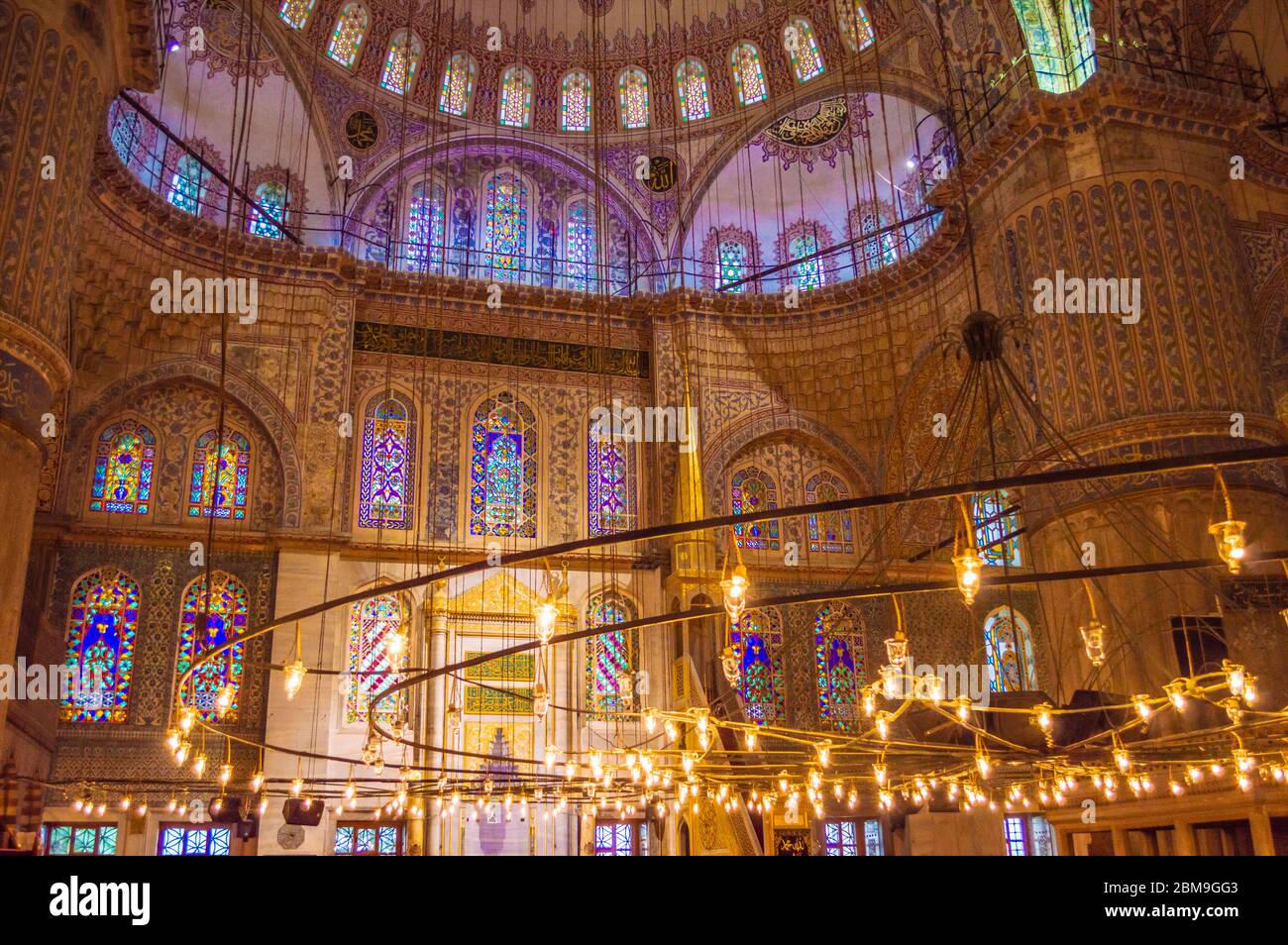 The interior of Blue Mosque (Sultan Ahmed Mosque) in Istanbul, Turkey ...