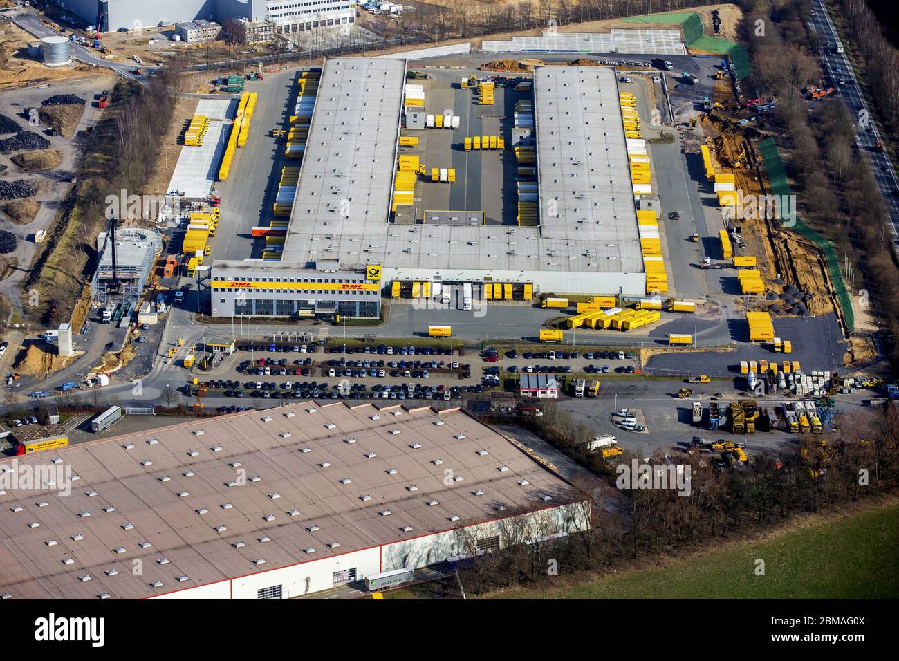 Dhl Frachtzentrum High Resolution Stock Photography and Images Alamy