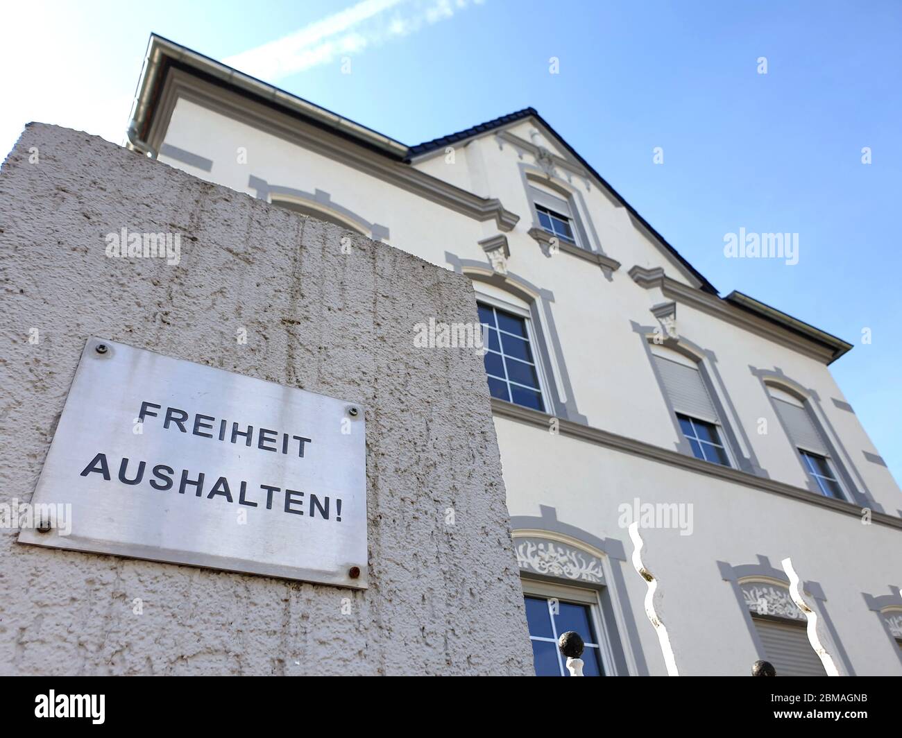 sign at a driveway 'Freiheit aushalten', Germany Stock Photo