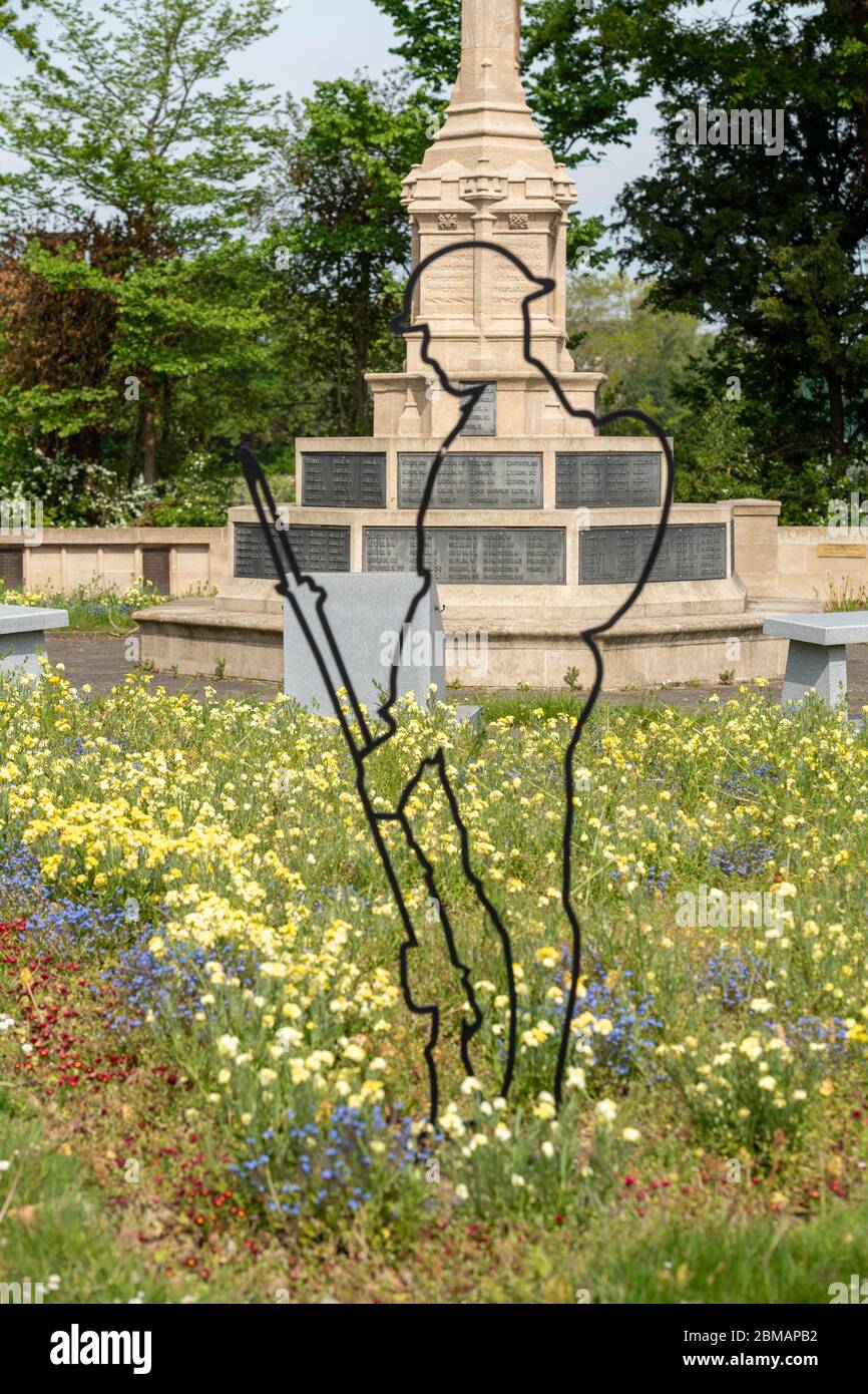 Brentwood Essex, UK. 8th May, 2020. VE Day commemoration with a two minute silence at the Brentwood War memorial Credit: Ian Davidson/Alamy Live News Stock Photo