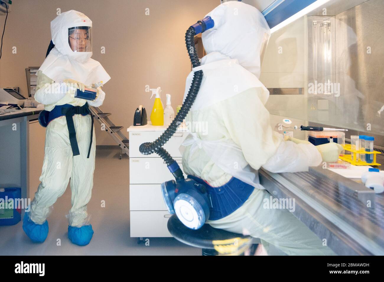 Laboratory Security Level High Security Laboratory High Resolution Stock Photography and Images ...