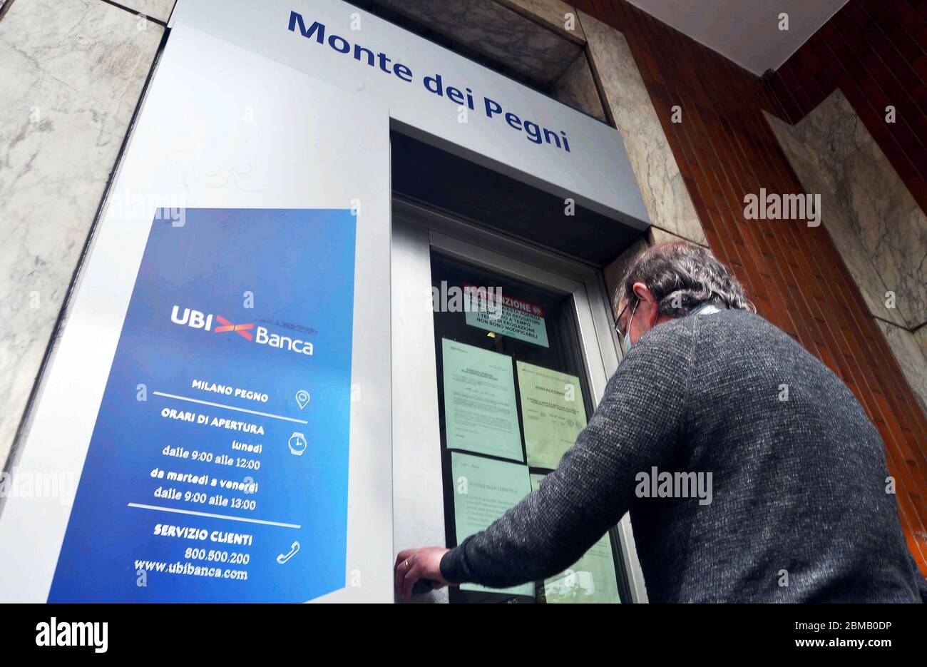 Monte dei pegni hi-res stock photography and images - Alamy