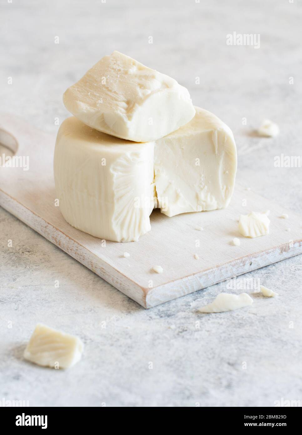 Cacio Ricotta Flakes Cacio ricotta hi-res stock photography and images - Alamy