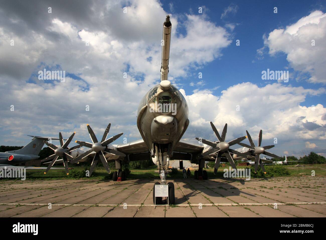 Tu 142 High Resolution Stock Photography And Images Alamy