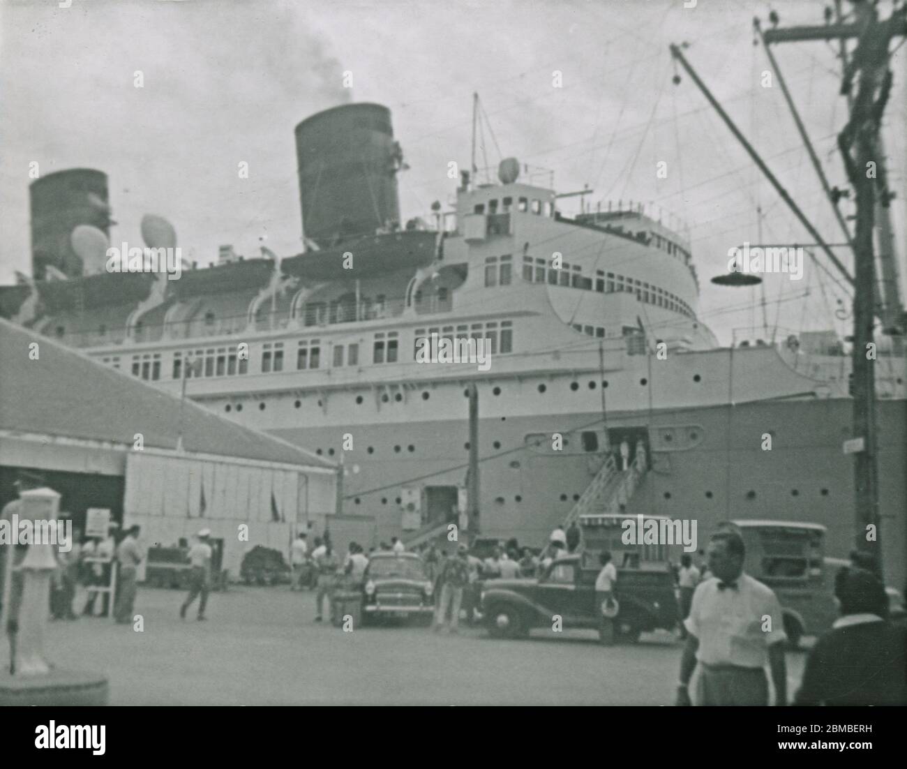 Vintage Photograph The Ship Ss Queen Of Bermuda In Hamilton Bermuda On October 31 1955 Taken By A Passenger Debarked From A Cruise Ship Source Original Photograph Stock Photo Alamy