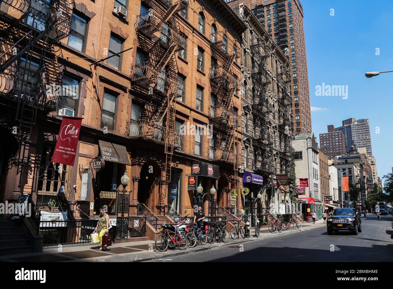 Hells kitchen new york hi-res stock photography and images - Alamy