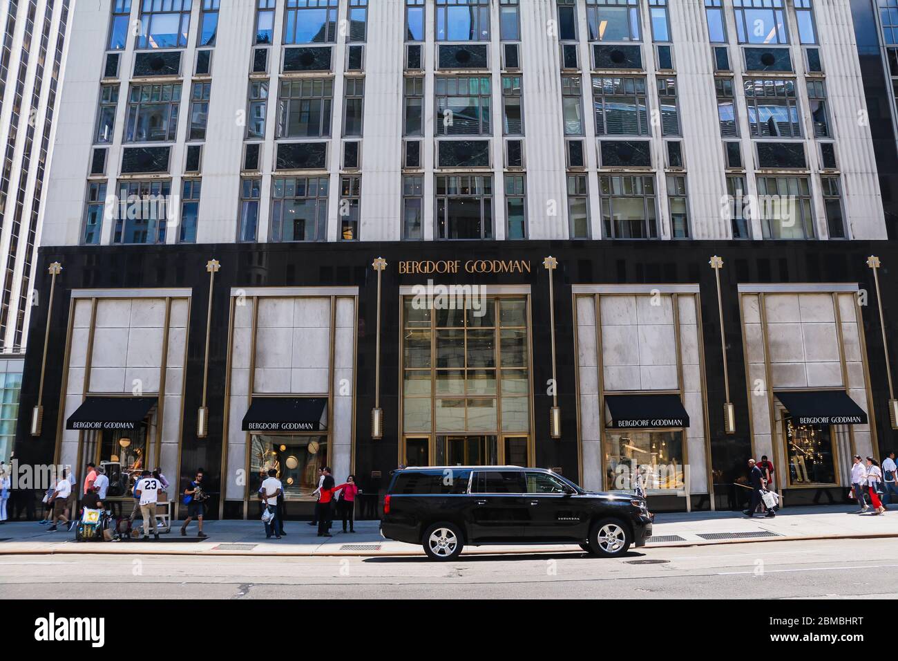 FROZEN IN TIME: Bergdorf Goodman's Building On A Fast Track For Landmarking  (The Shophound)