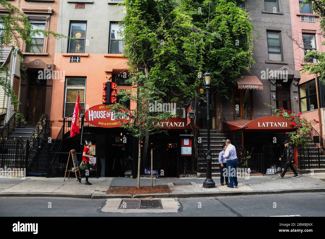 9th Avenue in Hell's Kitchen, NYC Stock Photo Alamy
