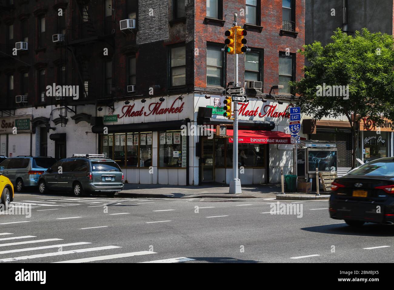 Hell's kitchen market hi-res stock photography and images - Alamy