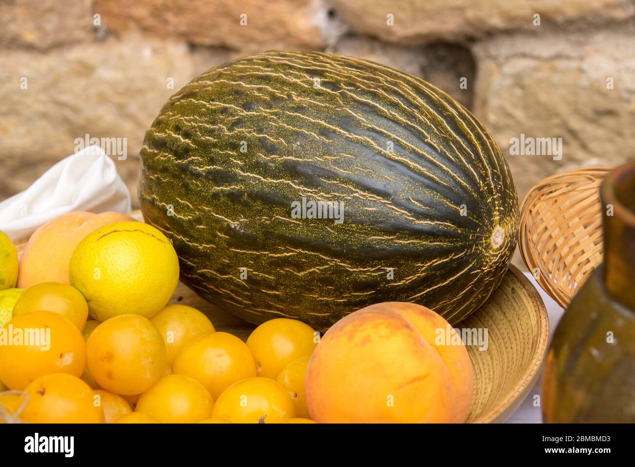 texture of melon, tropical fruit, Cucumis melo. Set of different fruits, honeydew cantaloupe Cucumis melo Cucurbitaceae cantaloupo Stock Photo