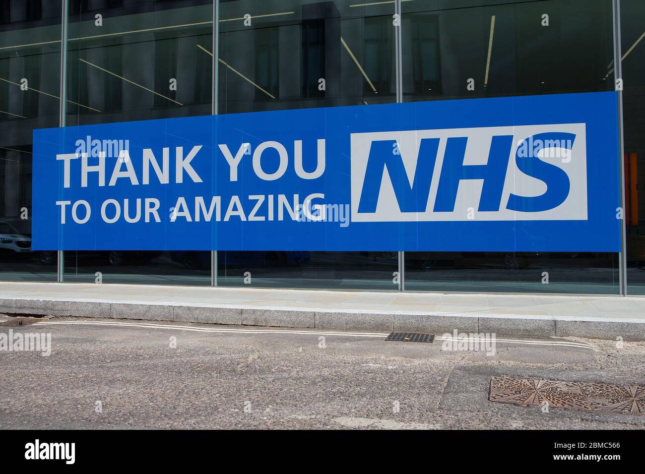 Thank you to our amazing nhs sign london hi-res stock photography and ...