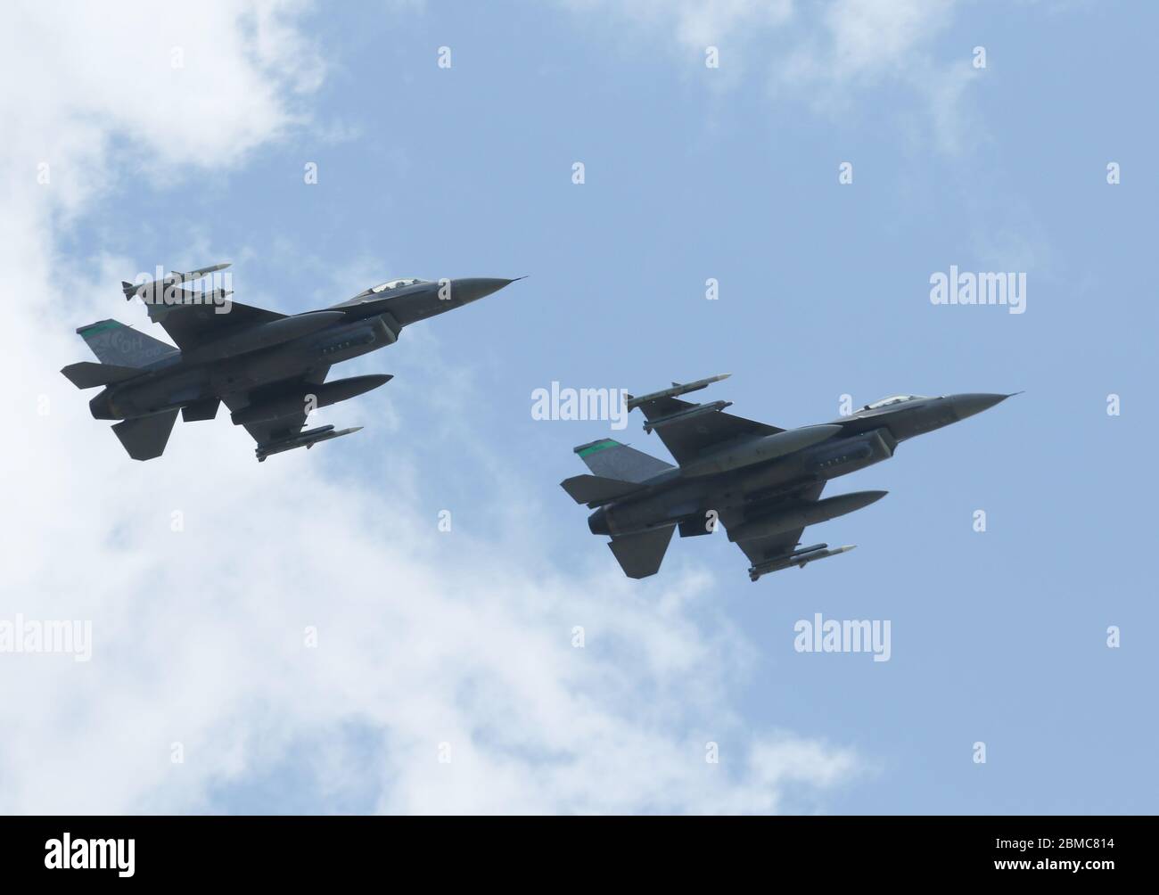F-16 Airplane. Air National Guard, 180th Fighter Wing, Stingers,  Flyover to tribute first responders to the Caronavirus pandemic. The Guard Unit is f Stock Photo
