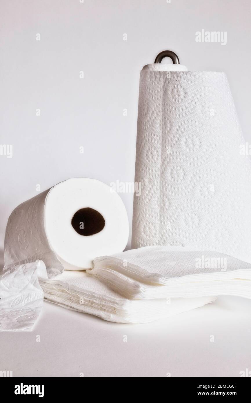 Top view of toilet paper roll and paper tubes during the coronavirus  epidemic Stock Photo - Alamy