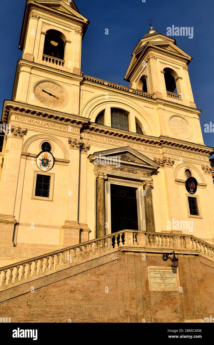 May 8th 2020, Rome, Italy: View of the Trinita dei Monti without tourists due to the phase 2 of lockdown Stock Photo