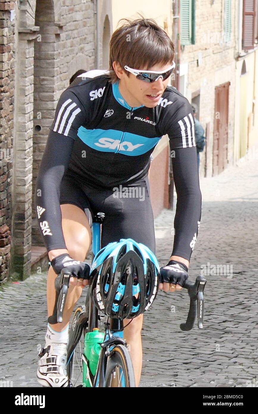 Best Cycling Team Jerseys From Tour De France History - HubPages