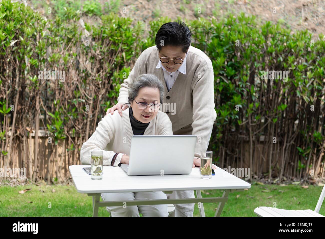 Young asian family couple using hi-res stock photography and images - Alamy