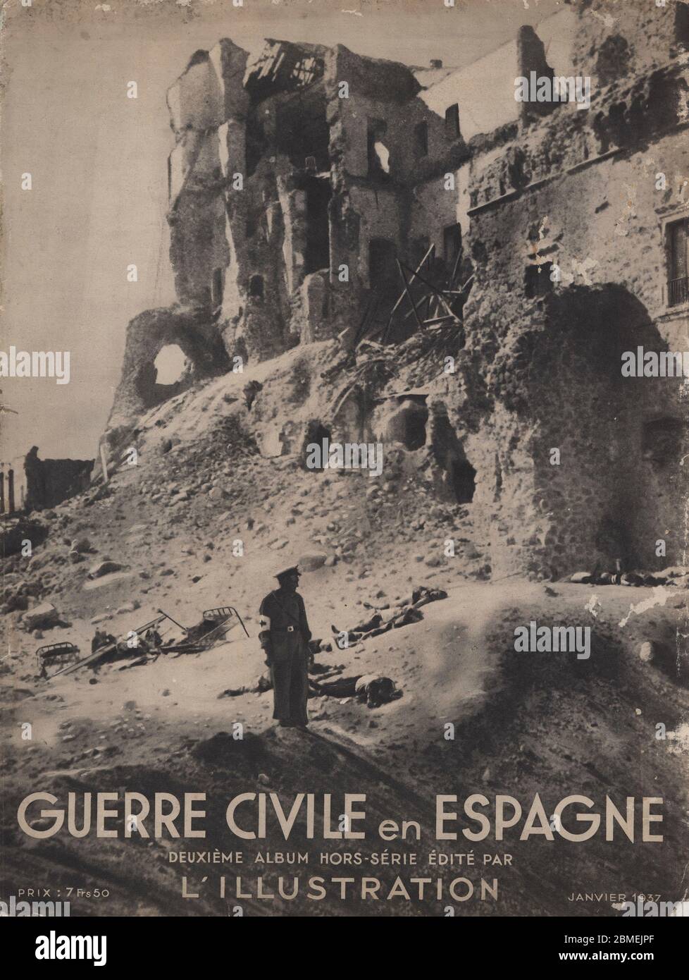 España. Guerra civil (1936-1939). Portada de la revista francesa L'Illustration. Editada en París, enero de 1937. Stock Photo