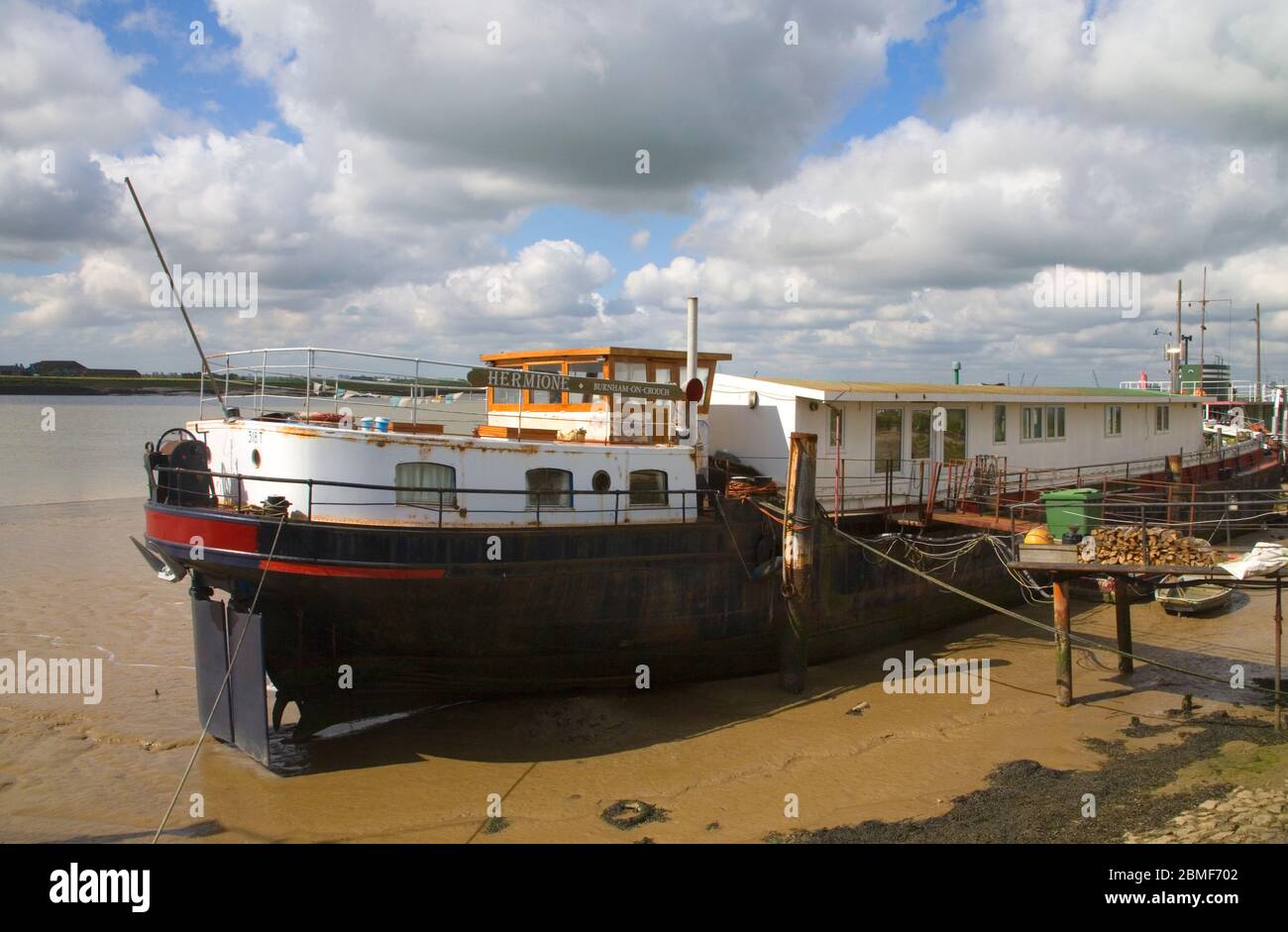 Essex houseboat hires stock photography and images Alamy