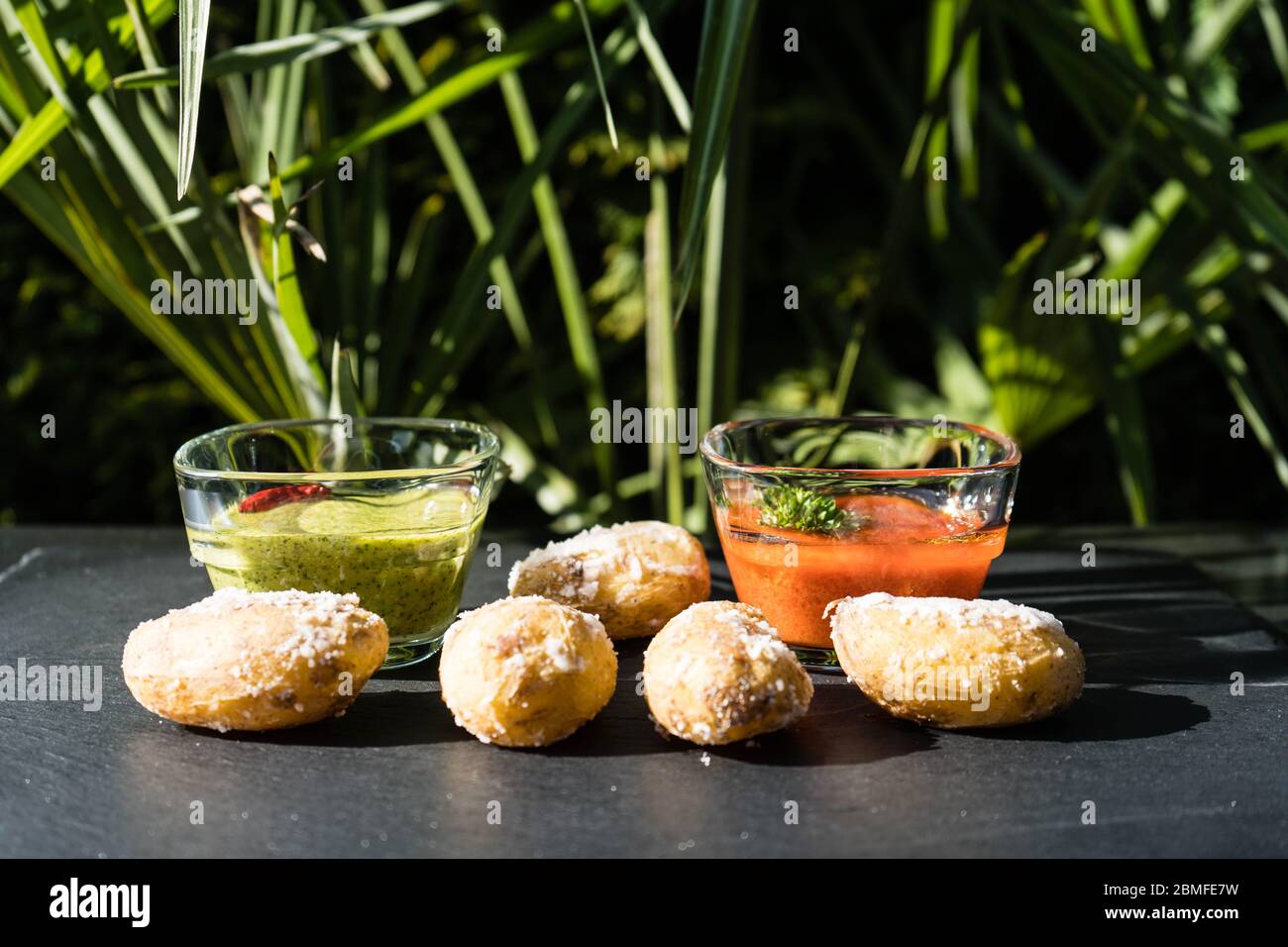 red and green garlic Sauce for canarian potatoes Stock Photo