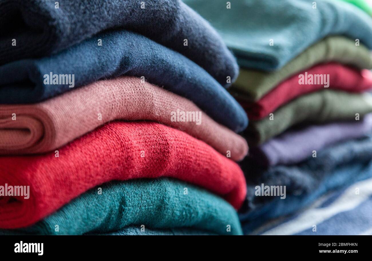 woollen or woolen