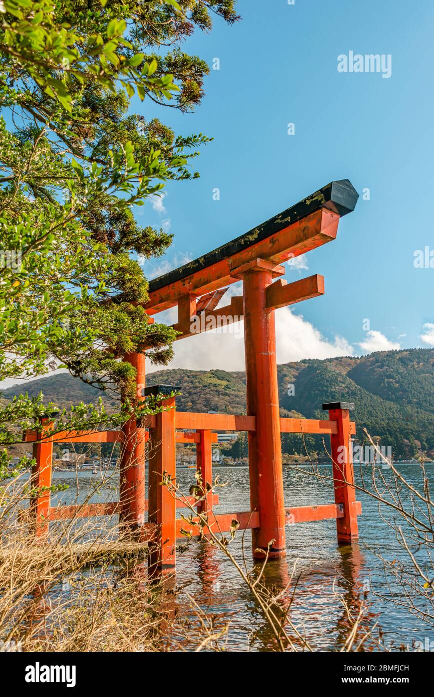 Hakone Shrine Tori at Lake Ashinoko, Hakone, Japan Stock Photo