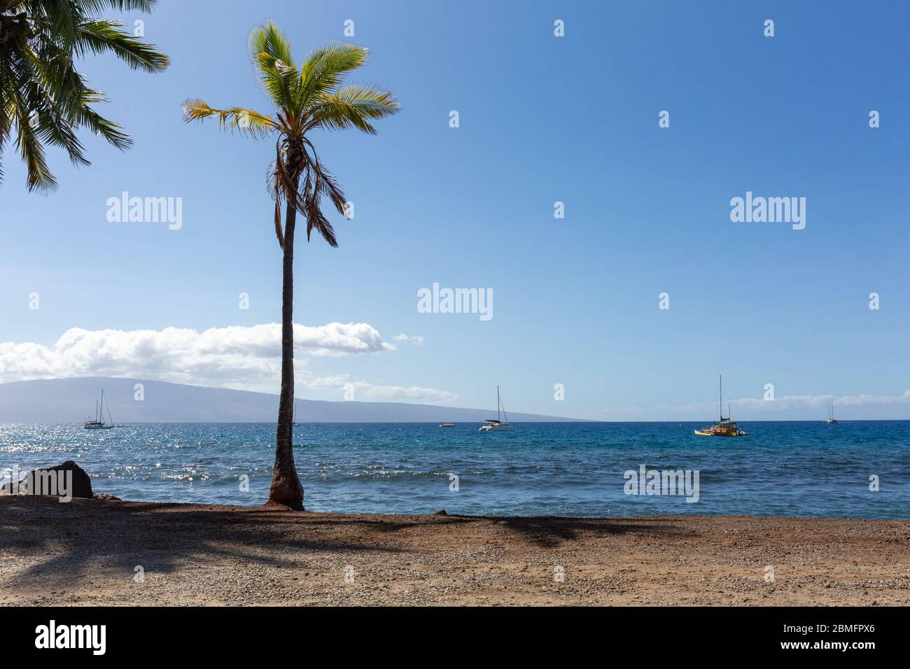 Maui hawaii overview hi-res stock photography and images - Alamy