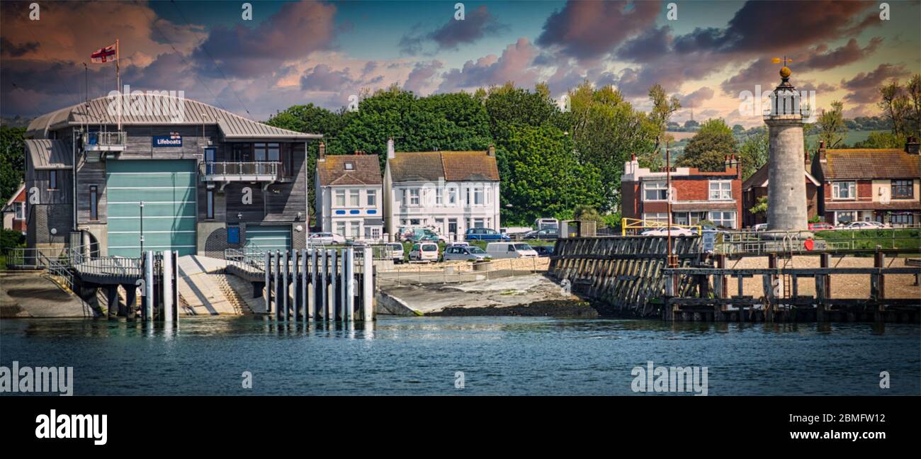 Shoreham Lifeboat Station And Lighthouse Stock Photo - Alamy