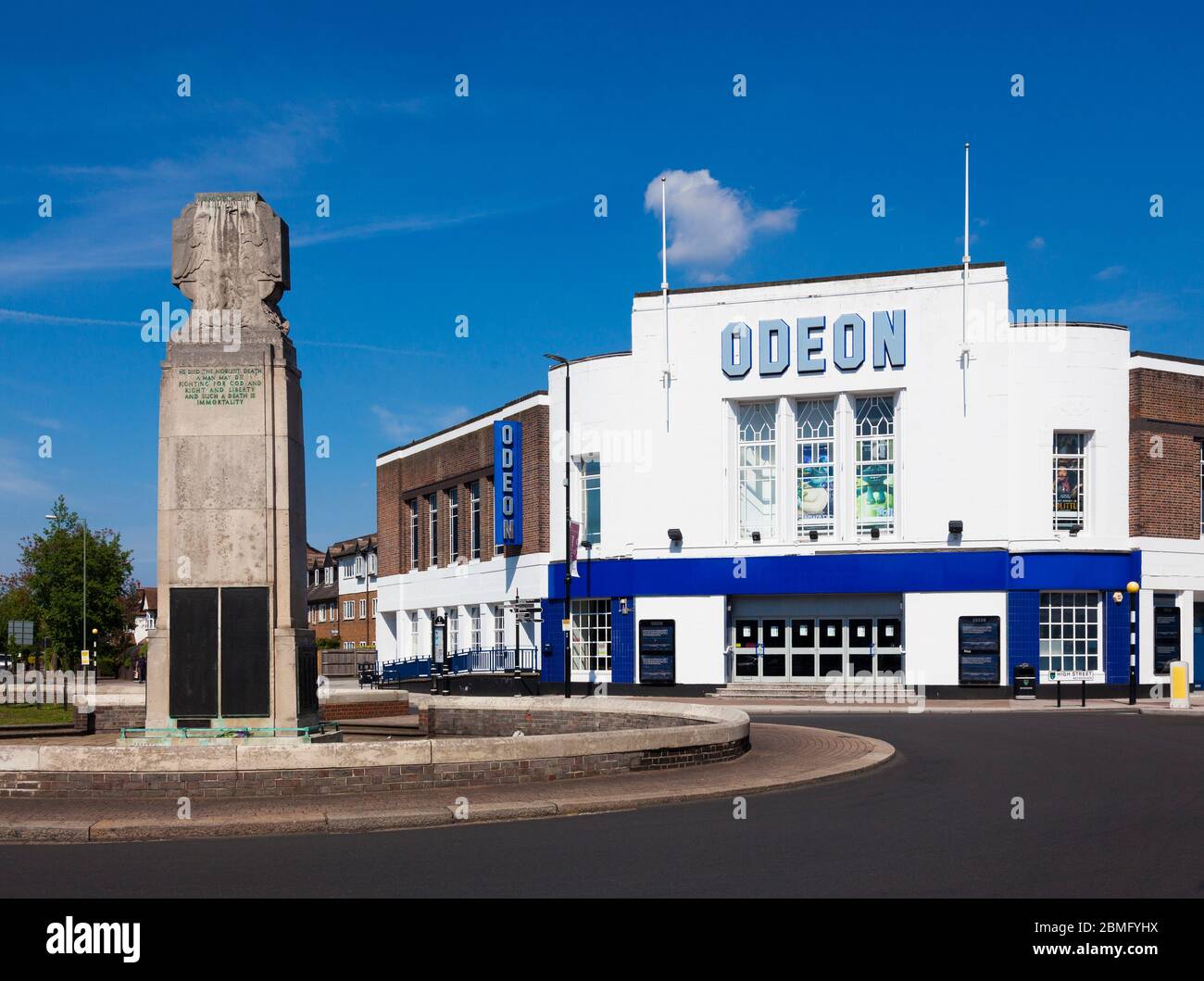 Odeon cinema and war memorial, High Street, Beckenham, London, UK Stock Photo