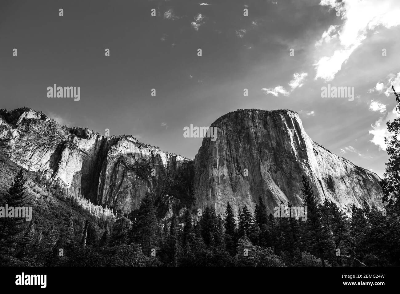 World famous rock climbing wall of El Capitan, Yosemite national park