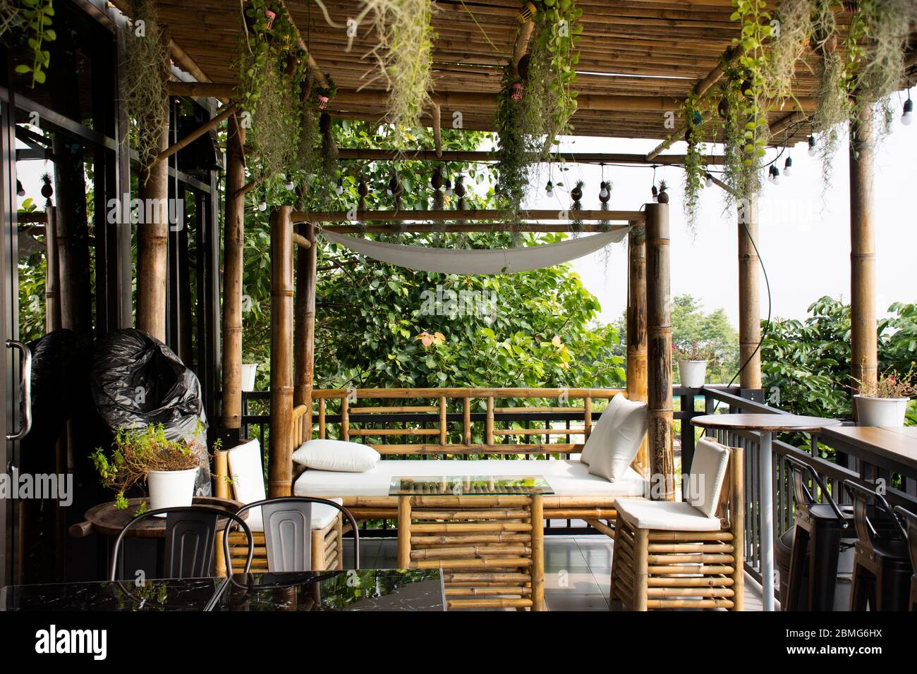 Outdoor coffee shop furniture deals