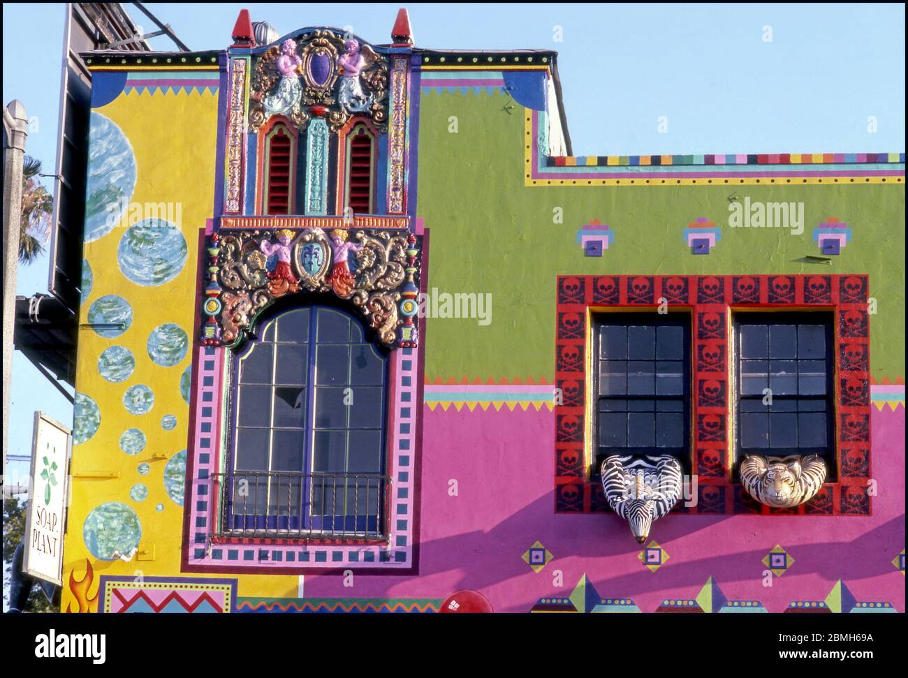 Melrose avenue hires stock photography and images Alamy