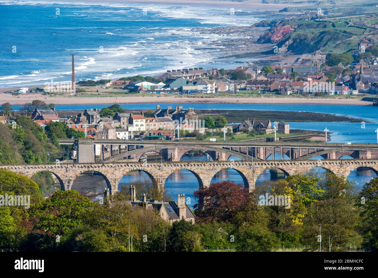 The Royal Border rail bridge the spans the River Tweed at Berwick-Upon-Tweed, Northumberland, England. Stock Photo