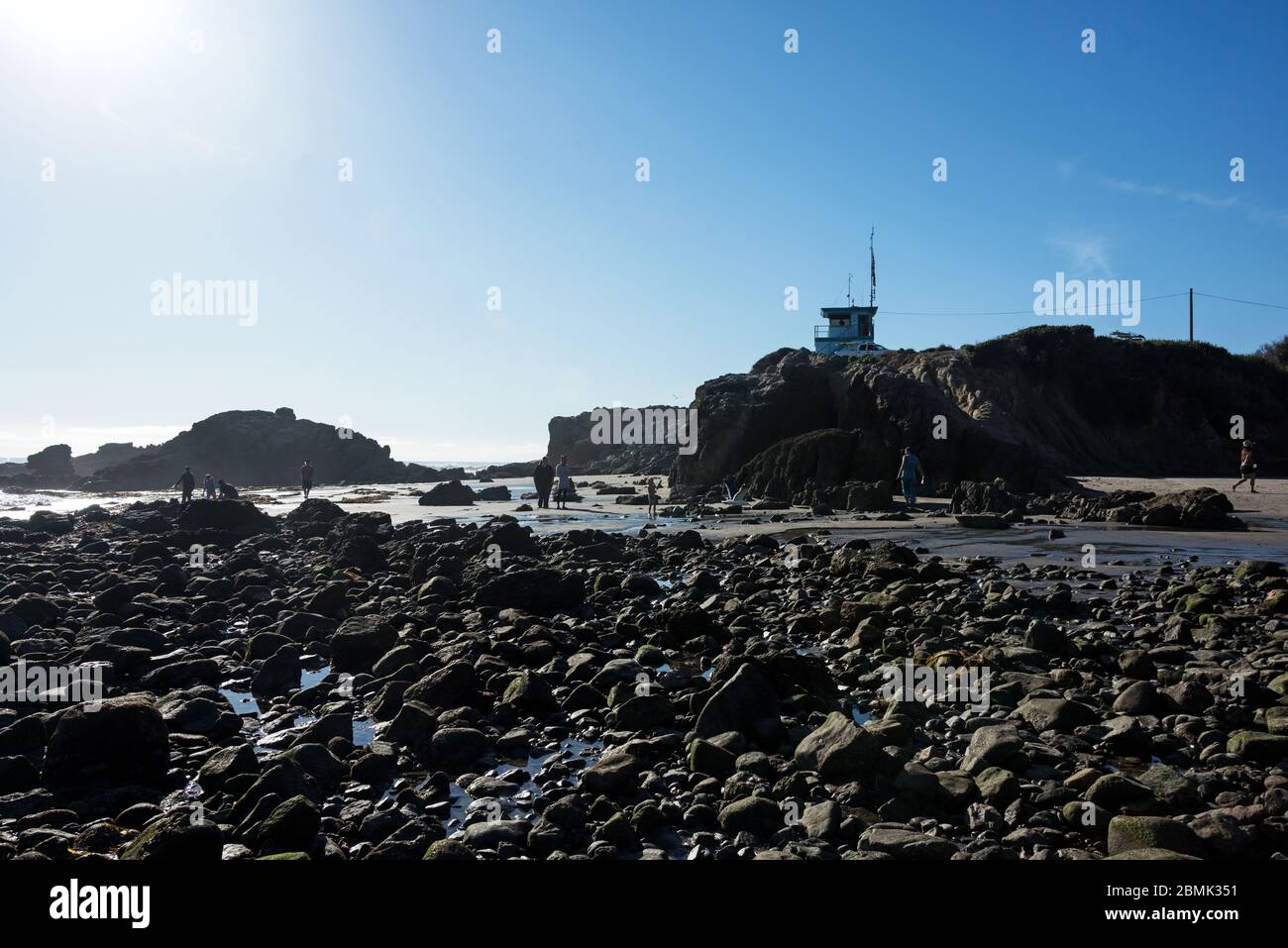 Low tide at Leo Carrillo State Park lifeguard station, Malibu